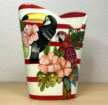 Carregar imagem no visualizador da galeria, Decorativo de Cerâmica, Produzido e Pintado à Mão, Pássaros Tropicais, Tucanos e Arara, Peça Autoral, Natureza na Decoração