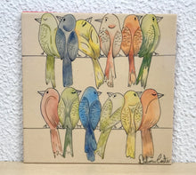 Carregar imagem no visualizador da galeria, Azulejo 20cm, pintado à mão, tema varal de pássaros, colorido, quadro decorativo, para penduarar, art, cerâmica