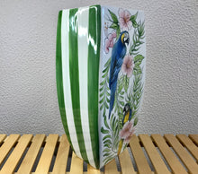 Carregar imagem no visualizador da galeria, Jarra de Cerâmica, tropical Araras 34cm