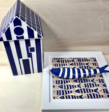 Carregar imagem no visualizador da galeria, Quadro Azulejo Sardinha, Listrado/Azul - 24x24cm