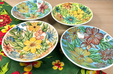 Carregar imagem no visualizador da galeria, Kit 4 potinhos de cerâmica pintados à mão 19 x 5 cm