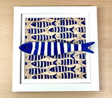 Carregar imagem no visualizador da galeria, Quadro Azulejo Sardinha, Listrado/Azul - 24x24cm