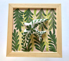 Carregar imagem no visualizador da galeria, Quadro Azulejo Andorinha, Folhagem - 24x24cm