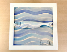 Carregar imagem no visualizador da galeria, Quadro Azulejo Sardinha, Leveza do mar - 24x24cm