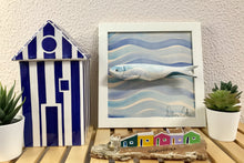 Carregar imagem no visualizador da galeria, Quadro Azulejo Sardinha, Leveza do mar - 24x24cm