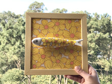 Carregar imagem no visualizador da galeria, Quadro Azulejo Sardinha, Margaridas - 24x24cm