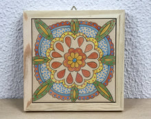 Carregar imagem no visualizador da galeria, Quadro de azulejo Clássico, pintado á mão, com moldura de madeira