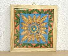 Carregar imagem no visualizador da galeria, Quadro de azulejo Clássico, pintado á mão, com moldura de madeira