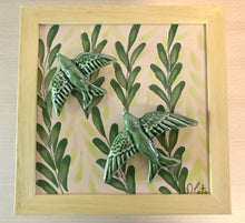 Carregar imagem no visualizador da galeria, Quadro Azulejo e Andorinhas,Folhagem- 24x24cm