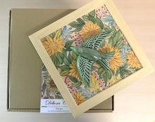 Carregar imagem no visualizador da galeria, Quadro Azulejo Andorinha Girassol - 24x24cm