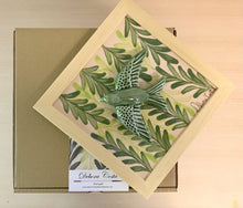 Carregar imagem no visualizador da galeria, Quadro Azulejo Andorinha, Folhagem - 24x24cm