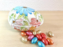 Carregar imagem no visualizador da galeria, Ovo de Páscoa de cerâmica