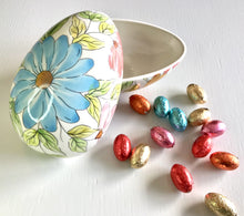 Carregar imagem no visualizador da galeria, Ovo de Páscoa de cerâmica