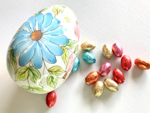 Carregar imagem no visualizador da galeria, Ovo de Páscoa de cerâmica