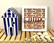 Carregar imagem no visualizador da galeria, Quadro Azulejo Sardinha, Listrado/ Vermelho- 24x24cm