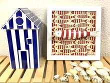 Carregar imagem no visualizador da galeria, Quadro Azulejo Sardinha, Listrado/ Vermelho- 24x24cm