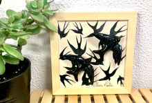 Carregar imagem no visualizador da galeria, Quadro Azulejo e Andorinhas, Tradicional Preto- 24x24cm