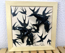 Carregar imagem no visualizador da galeria, Quadro Azulejo e Andorinhas, Tradicional Preto- 24x24cm