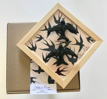 Carregar imagem no visualizador da galeria, Quadro Azulejo e Andorinhas, Tradicional Preto- 24x24cm