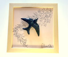 Carregar imagem no visualizador da galeria, Quadro Azulejo Andorinha, Revoada - 24x24cm