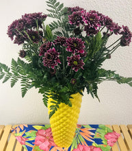 Carregar imagem no visualizador da galeria, Jarra de cerâmica Amarela 29x15cm