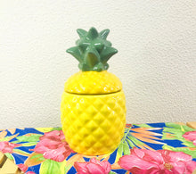 Carregar imagem no visualizador da galeria, Caixa Ananás pintado à mão 13x24 cm