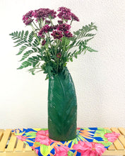 Carregar imagem no visualizador da galeria, Vaso de Flor - Folha/Verde - 13X33CM
