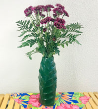Carregar imagem no visualizador da galeria, Vaso de Flor - Folha/Verde - 12X29CM