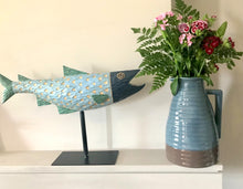 Carregar imagem no visualizador da galeria, Jarro de Cerâmica 16x25cm (Castanho e Azul Acinzentado)