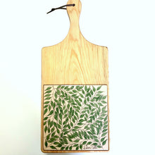 Carregar imagem no visualizador da galeria, Tábua de Madeira com Azulejo 50x22cm