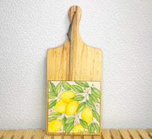 Carregar imagem no visualizador da galeria, Tábua de Madeira com Azulejo 50x22cm