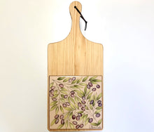 Carregar imagem no visualizador da galeria, Tábua de Madeira com Azulejo 50x22cm