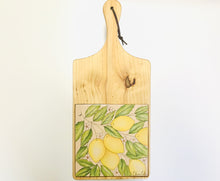 Carregar imagem no visualizador da galeria, Tábua de Madeira com Azulejo 50x22cm
