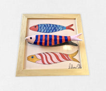 Carregar imagem no visualizador da galeria, Quadro Azulejo Sardinha, Divertidas/ Trio/ Super Colorido - 24x24cm