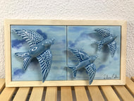 Quadro Azulejos- Céu de Andorinhas - 18x33x5cm