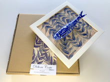 Carregar imagem no visualizador da galeria, Quadro Azulejo Sardinha, Folhagem - Efeito/ Azul - 24x24cm

