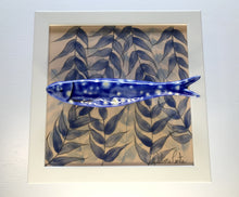 Carregar imagem no visualizador da galeria, Quadro Azulejo Sardinha, Folhagem - Efeito/ Azul - 24x24cm
