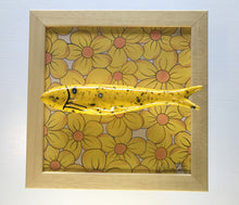 Carregar imagem no visualizador da galeria, Quadro Azulejo Sardinha, Margaridas/ Efeito/ Amarelas - 24x24cm
