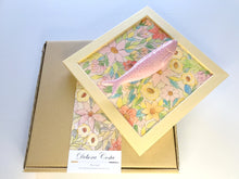 Carregar imagem no visualizador da galeria, Quadro Azulejo Sardinha, Aquarela - Floral/ Rosa - 24x24cm
