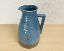 Carregar imagem no visualizador da galeria, kit de jarros (19x17cm e 20x14cm) (Castanho e Azul Acinzentado)
